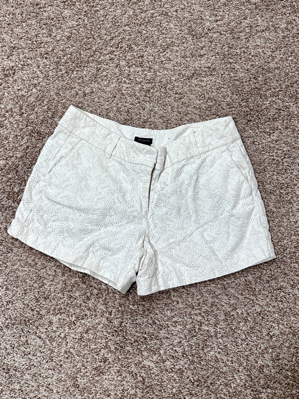Eyelet Cotton Blend Women's Shorts - White